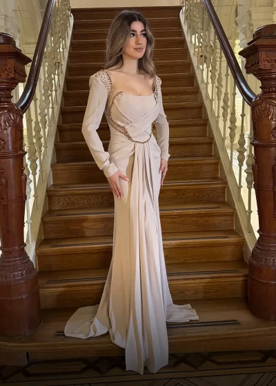 Mira Dress Beige Voor